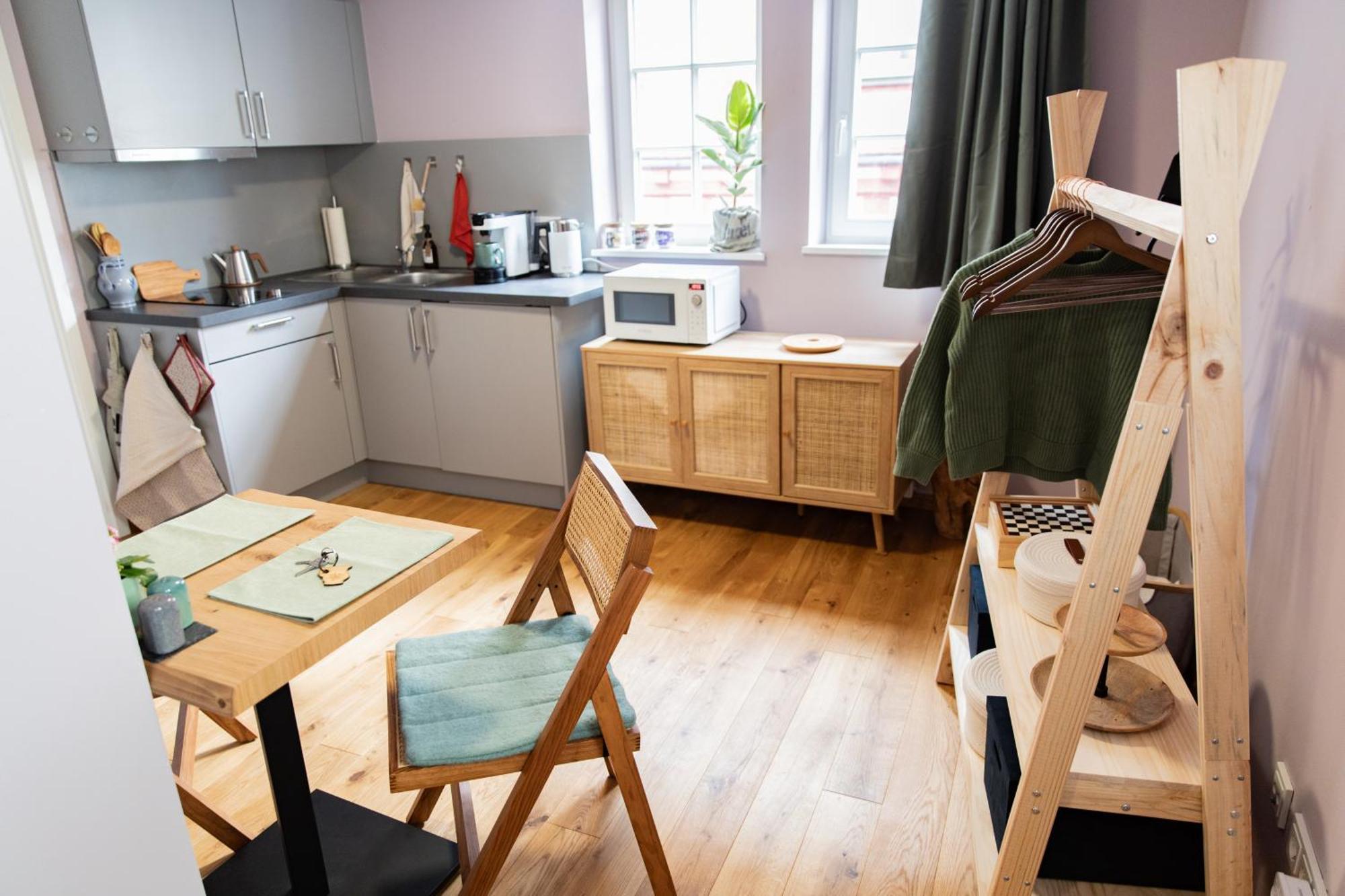 Altstadt Apartment Am Dom Wetzlar, 1 Zi, Kueche, Bad Mit Parkplatz Am Grundstueck Екстер'єр фото