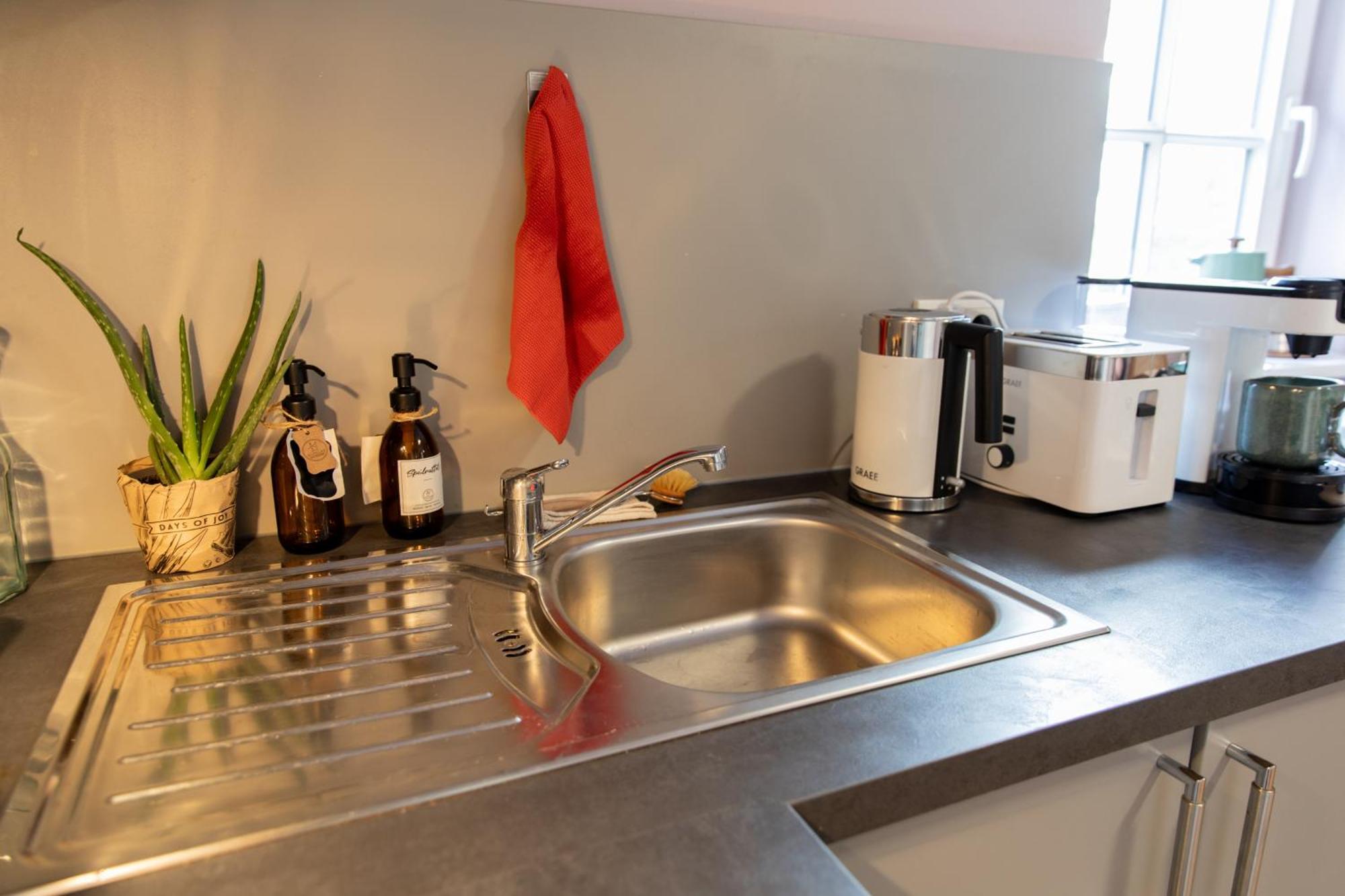 Altstadt Apartment Am Dom Wetzlar, 1 Zi, Kueche, Bad Mit Parkplatz Am Grundstueck Екстер'єр фото