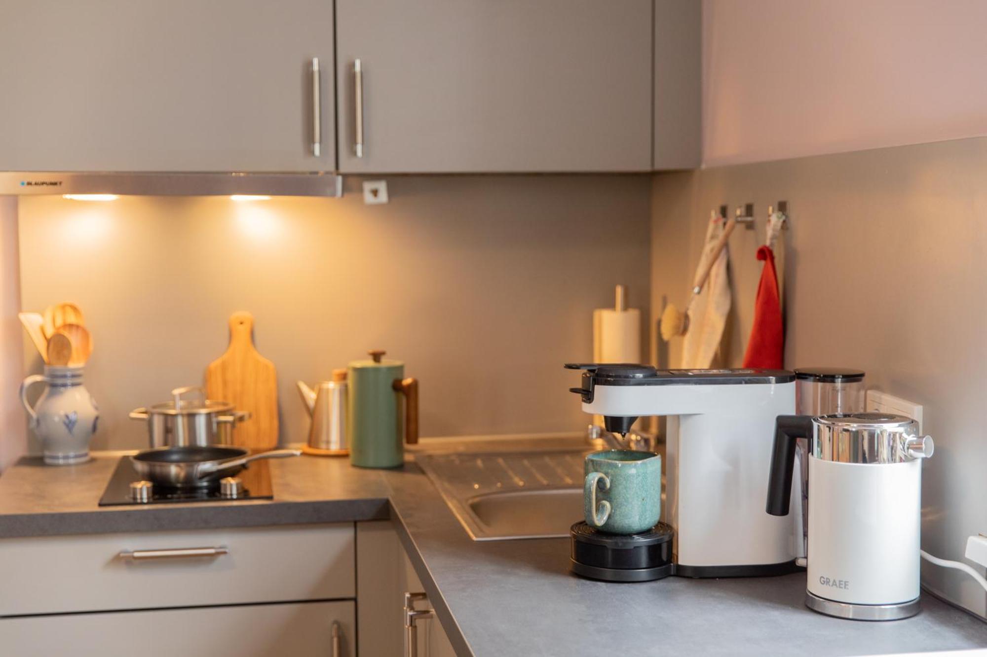 Altstadt Apartment Am Dom Wetzlar, 1 Zi, Kueche, Bad Mit Parkplatz Am Grundstueck Екстер'єр фото